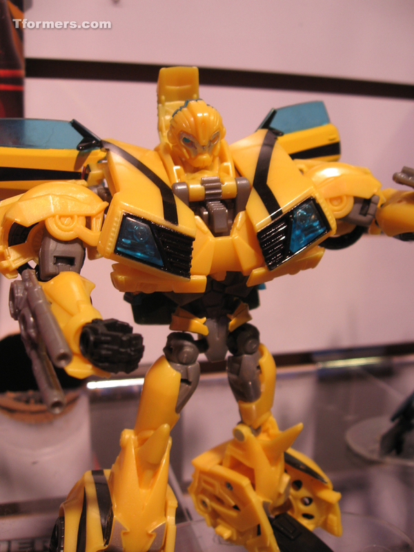 Transformers Prime Deluxe Bumblebee  (5 of 28)